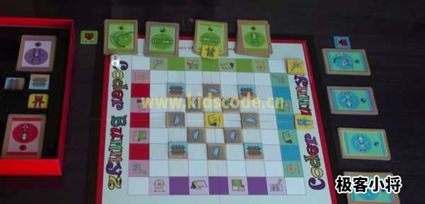 10歲女程序員，婉拒谷歌Offer，研發全球首款AI桌游，現在是一名CEO